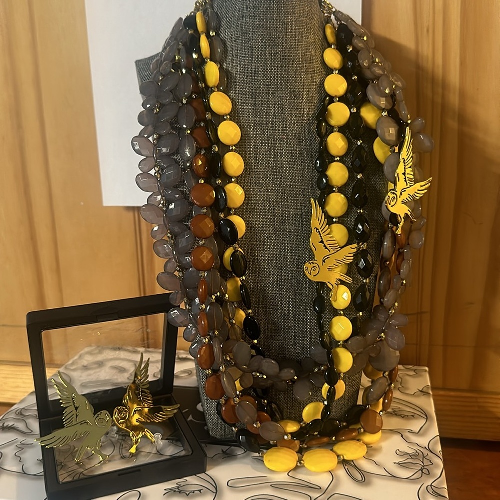 Sassy Jones Harmony Necklace & Earring Set